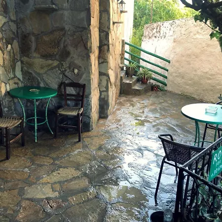 Yard Apartment Astirakion Exterior photo
